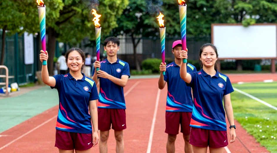Đường chạy phía sau bảng tỷ số: mùa giải đấu lớn và cuộc cá cược danh dự bằng từng mét trên giây
