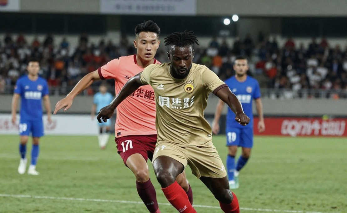 Xuân Son chấn thương gân kheo: Williams Minh Hoàng và bài kiểm tra thật sự trước Thái Lan