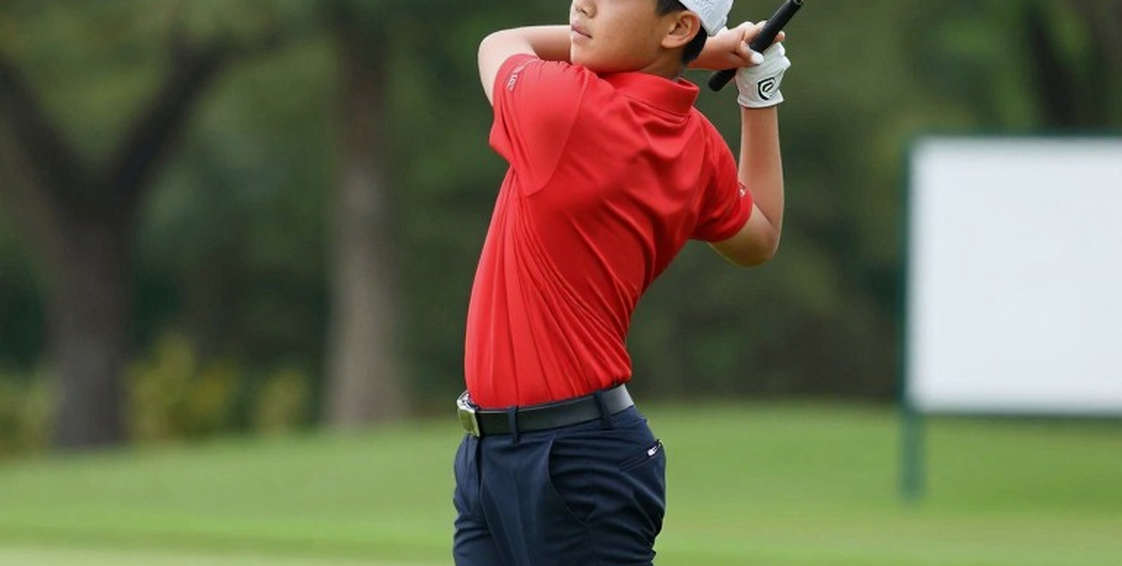 Adam Hadwin, hai gậy đánh rơi và bài học về một mùa giải bị chia đôi