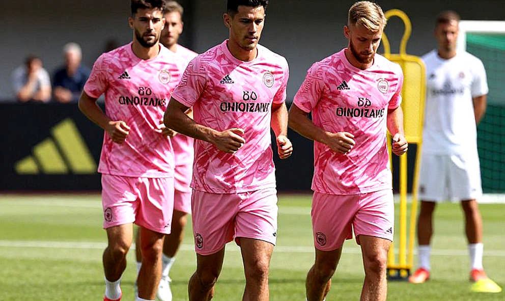 Carrick và Man United: niềm tin không có người ký tên Carrick và Man United: niềm tin không có người ký tên