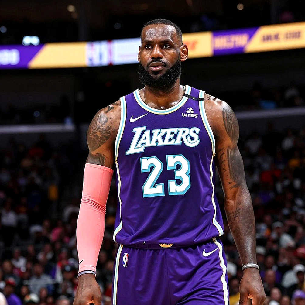 Vildoza và sự thật phũ phàng về EuroLeague: Khoảng cách giàu nghèo đang giết chết sự kịch tính