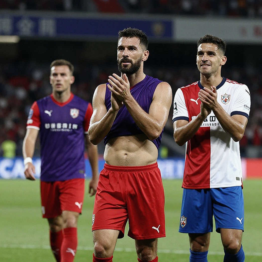 Carranza's Hand and the VAR Equalizer: Apertura 2026 Liga MX Divides Between Law and Feeling