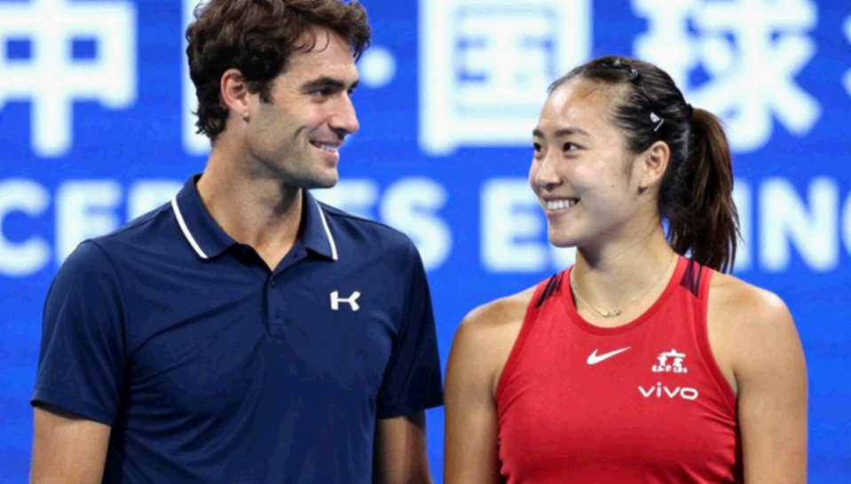 US Open 2026: Pegula, Medvedev chớp thời cơ, Alcaraz và Sabalenka đối mặt áp lực bảo vệ ngôi vương US Open 2026: Pegula, Medvedev chớp thời cơ, Alcaraz và Sabalenka đối mặt áp lực bảo vệ ngôi vương