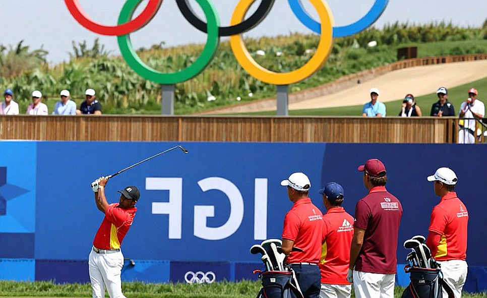 Khoảng trắng trên bảng thống kê golf